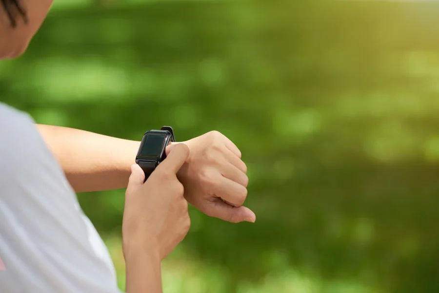 How Precision-Machined Sensor Housings Enable Smarter AI-Powered Wearables Sensor